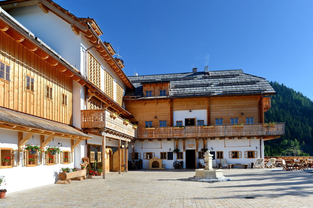 Готель Almdorf Seinerzeit Wiedweg Екстер'єр фото